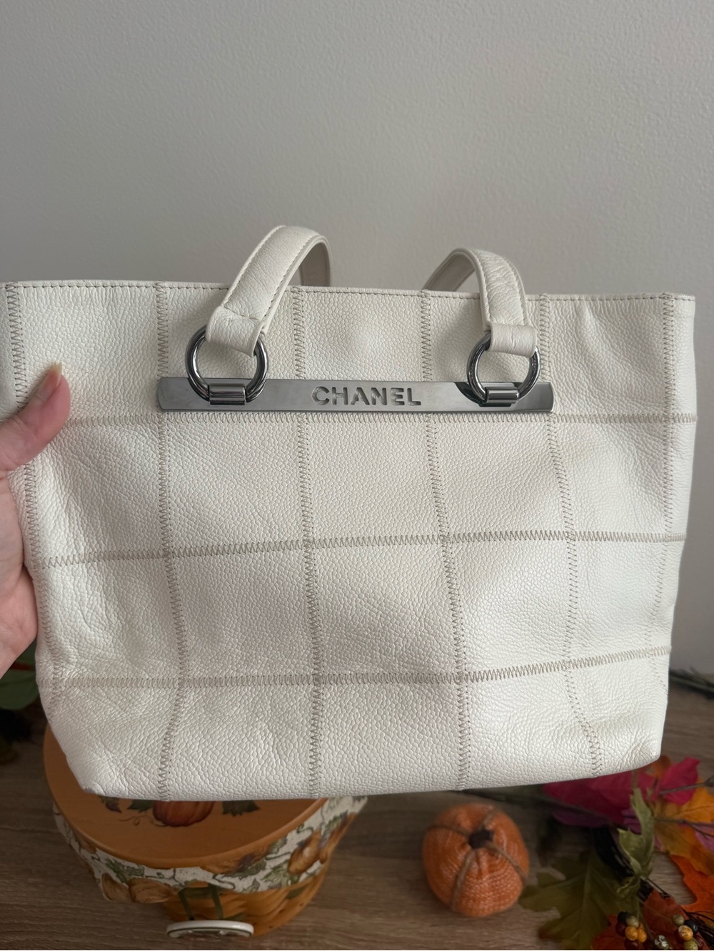 CHANEL LAX Vintage White Quilted Leather Tote with Silver Hardware